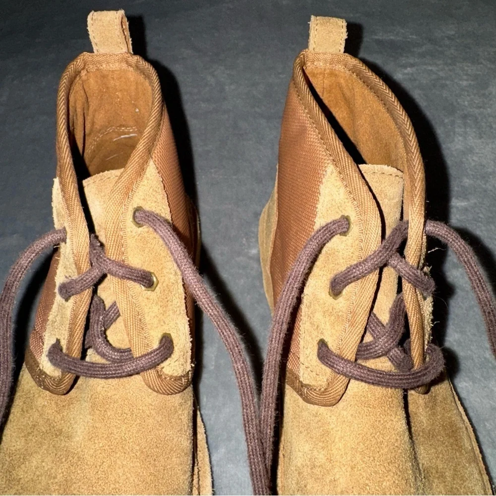New Without Tag UGG Kids' Neumel II Chukka Ankle Boots Size 4